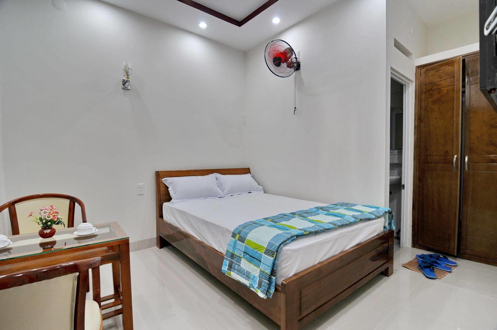 Duy Phuoc Hotel На Транг Екстериор снимка
